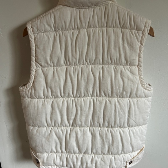 Xirena Ivory Vine Reversible Hunter Puffer Vest - Picture 10 of 12
